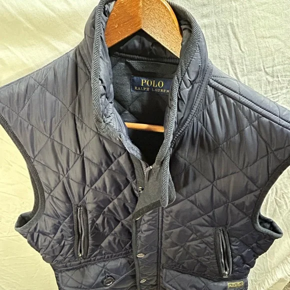 Ralph Lauren Navy Quilted Vest - Picture 4 of 4